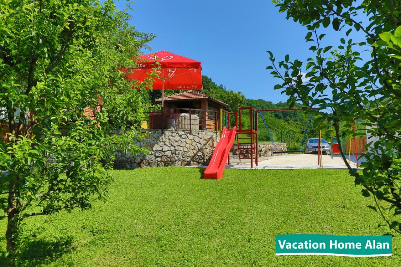 Vacation Home Alan 2 Kulen Vakuf Exteriör bild