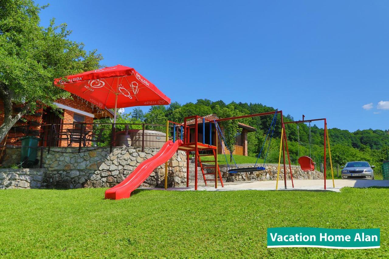 Vacation Home Alan 2 Kulen Vakuf Exteriör bild