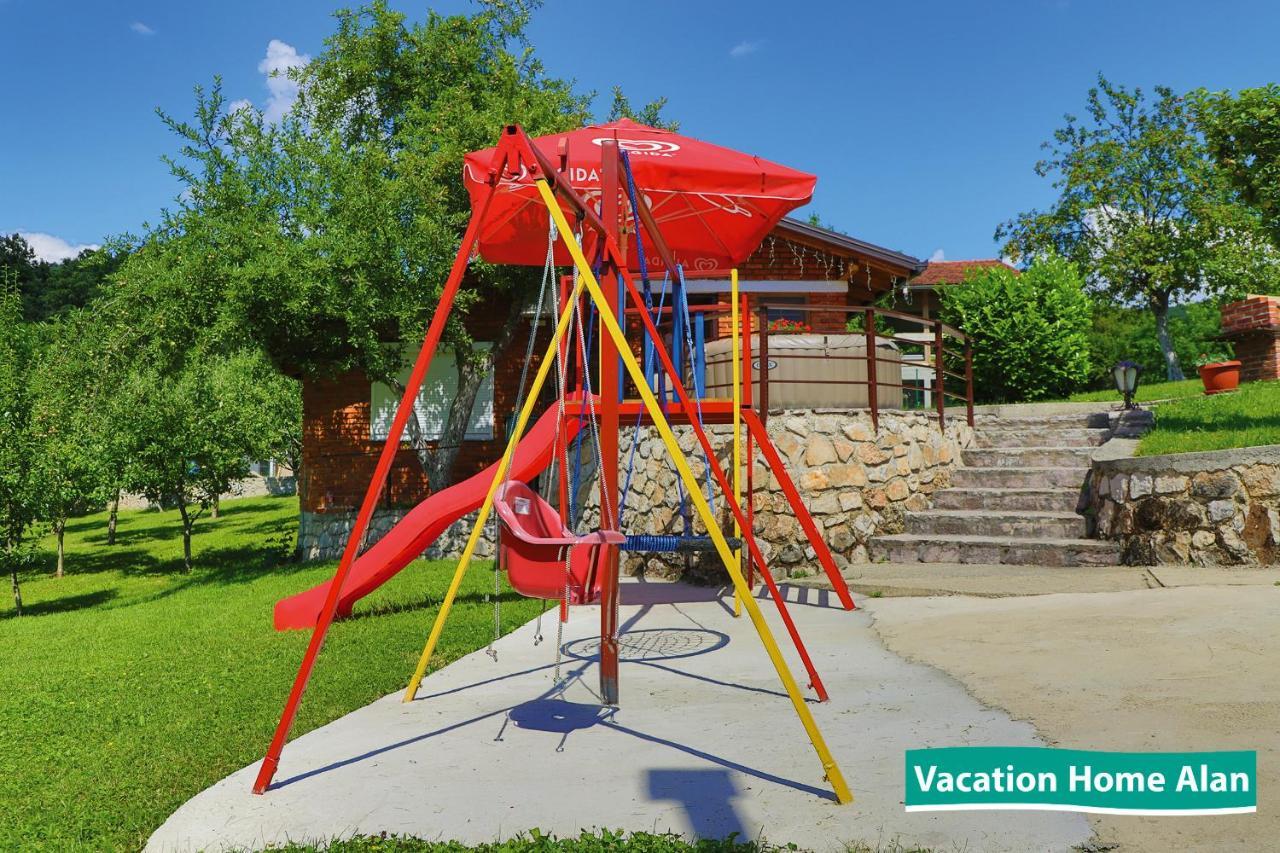Vacation Home Alan 2 Kulen Vakuf Exteriör bild